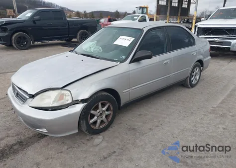 2000 Honda Civic Value Package from USA, damaged, VIN 2HGEJ6616YH572205